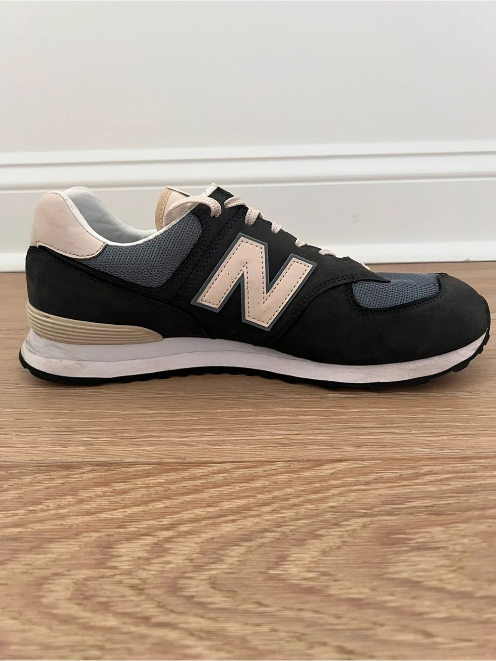 New Balance 574 Mens Blue Suede Lifestyle Sneakers Shoes Size 13